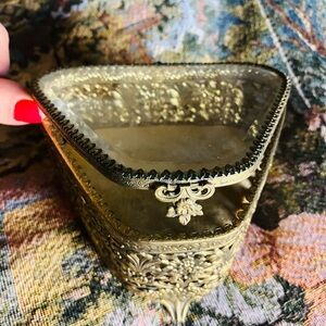 Vintage Gold Tone Metal Filigree Casket Jewelry Trinket Box Beveled Glass Ormolu